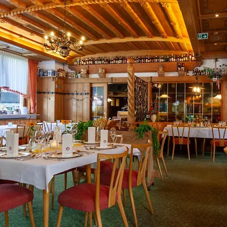 Hotel Sauerlaender Hof-2